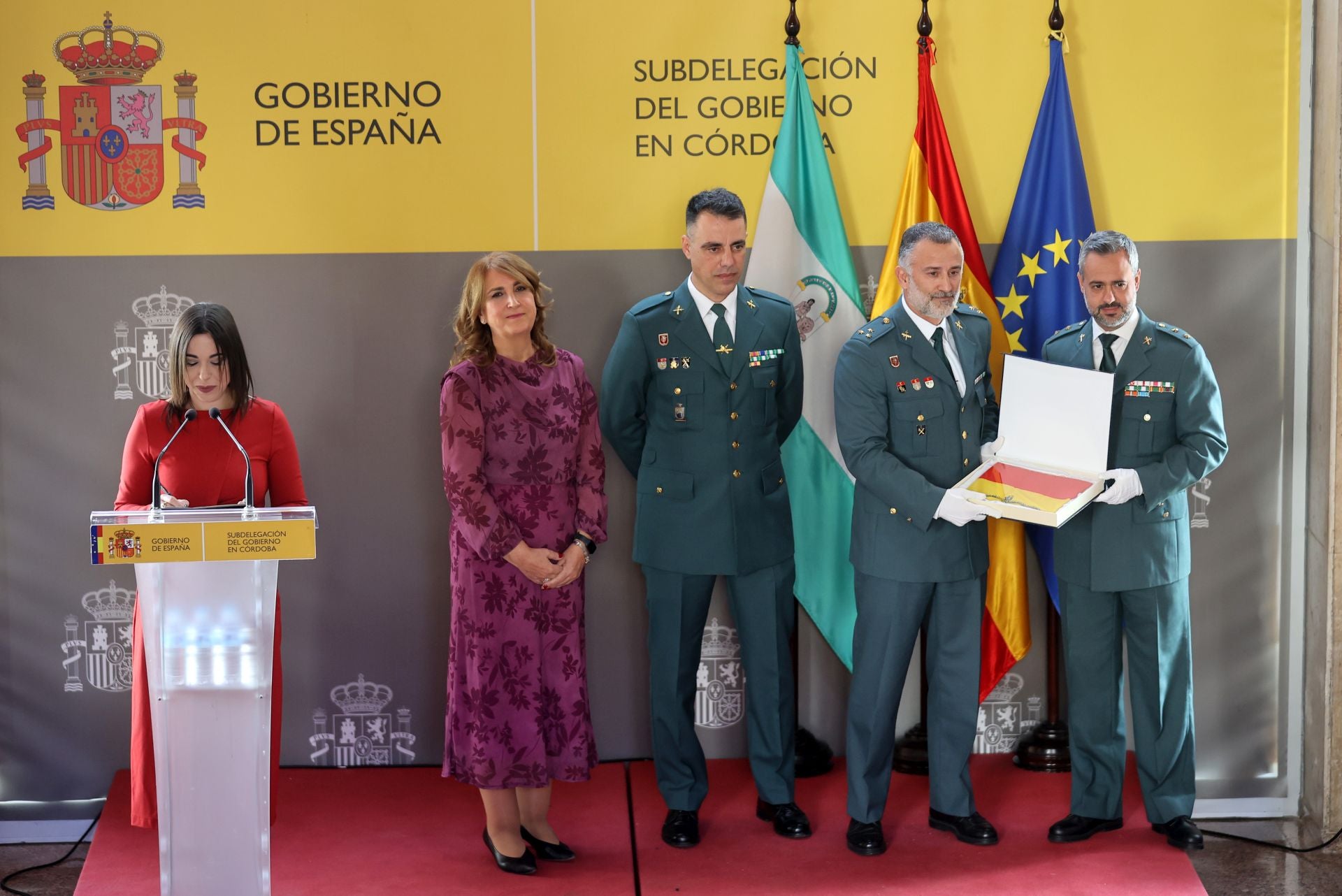 El orgullo de los premiados por el día de la Constitución, en imágenes