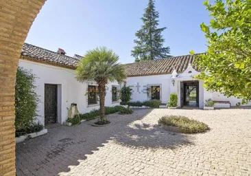 Capilla, piscina y un pantano para pescar: así es una de las fincas en venta más caras de Córdoba