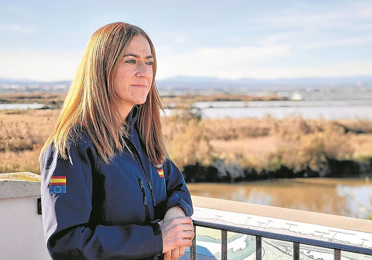 Barcones, durante su visita a la Albufera de Valencia para comprobar los daños de la riada