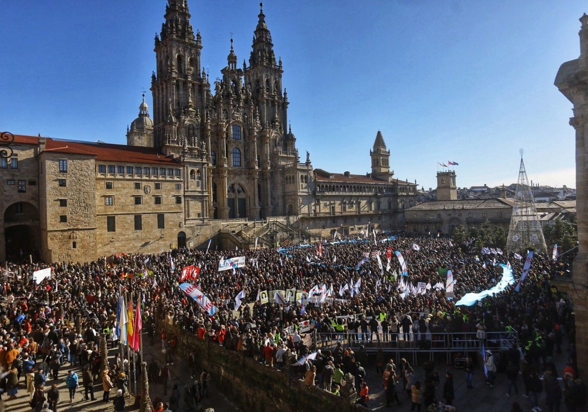 Concentración contra Altri este viernes en la Plaza del Obradoiro de Santiago de Compostela