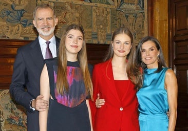 Los Reyes felicitan la Navidad con un homenaje a las víctimas de la DANA