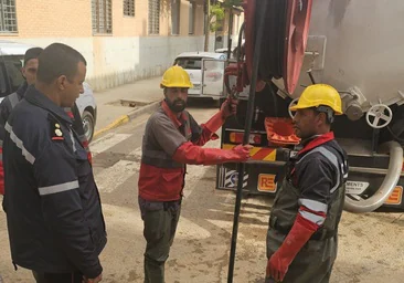 El Rey de Marruecos decreta mantener la ayuda a Valencia por la DANA hasta después de Navidad