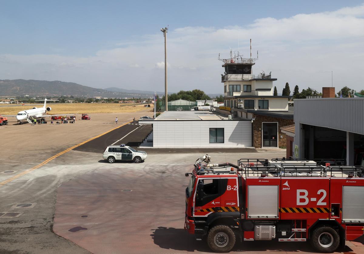 El aeropuerto de Córdoba este verano durante un aterrizaje de un vuelo de Air Nostrum