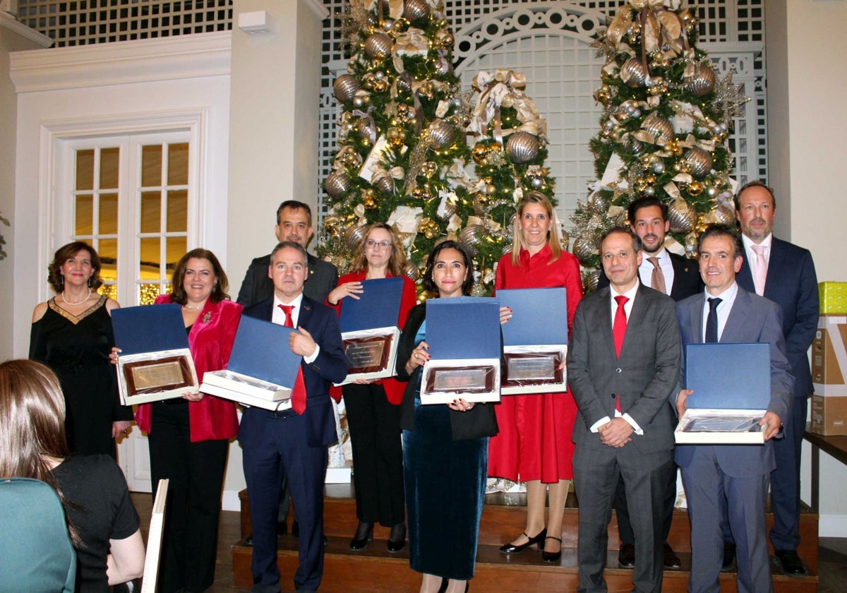 Algunos de los colegiados premiados en la fiesta