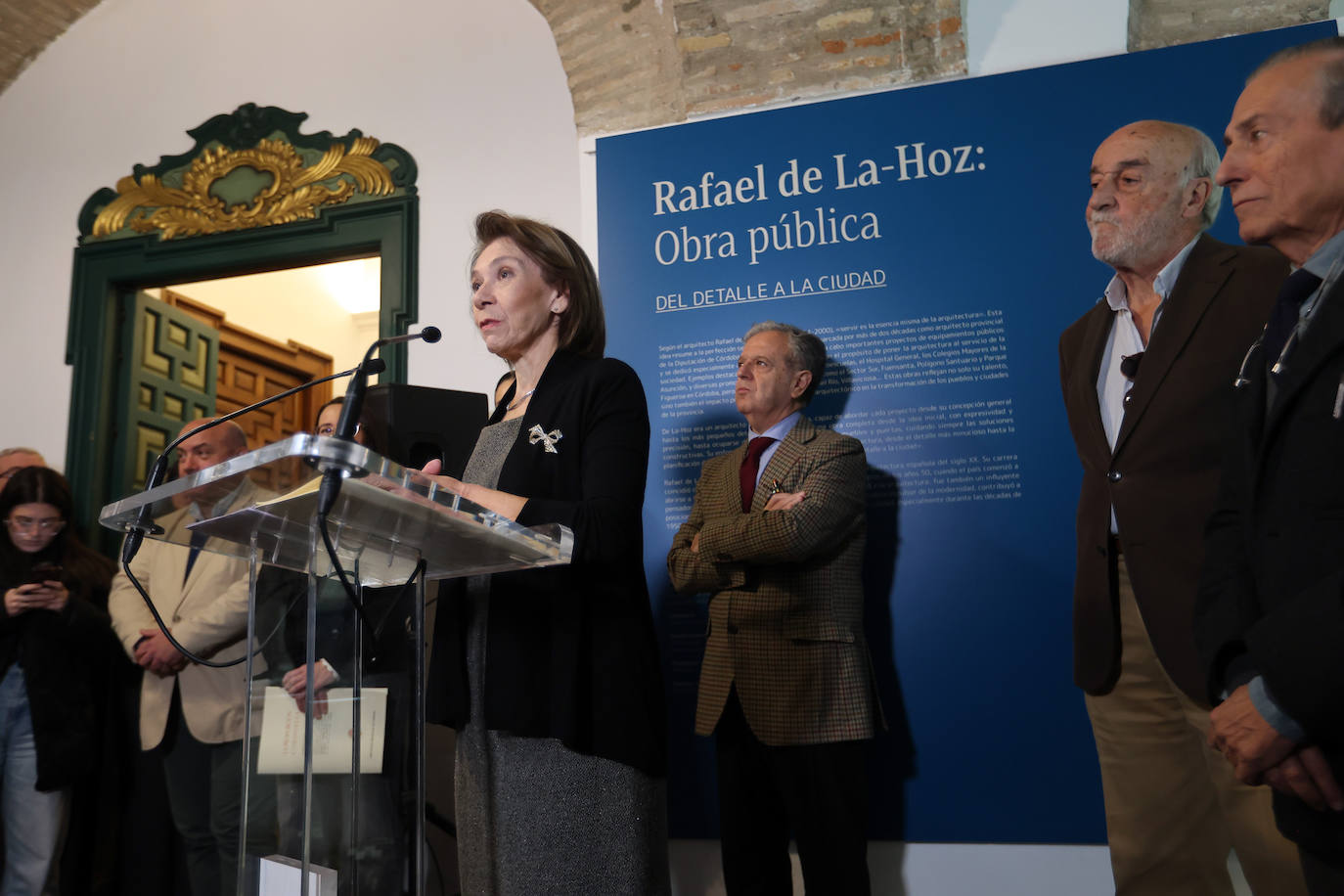 La exposición de obra pública en Córdoba de Rafael de La-Hoz, en imágenes