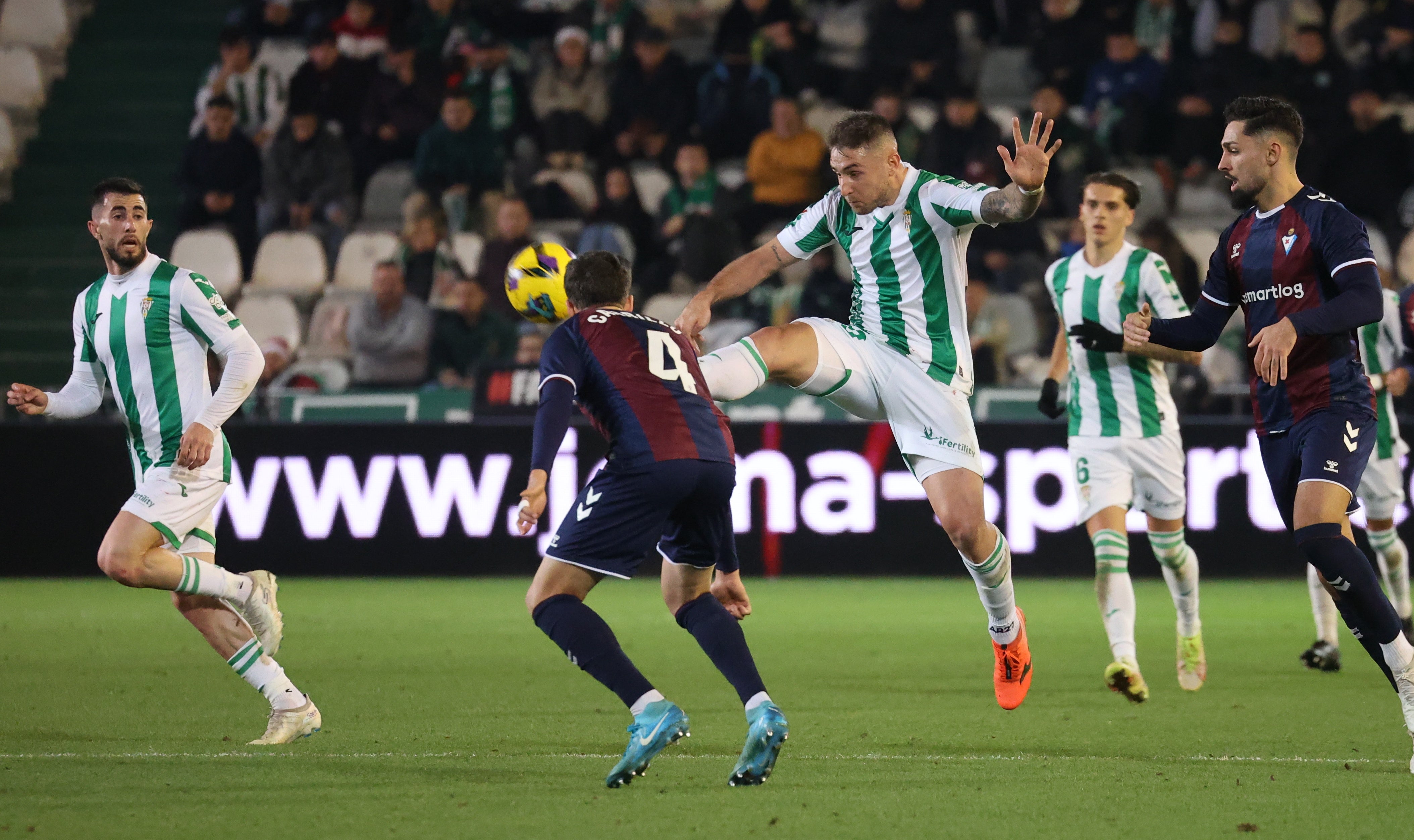 La alegría del triunfo del Córdoba ante el Eibar, en imágenes