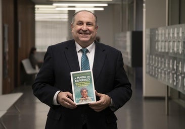 Fernando Alberca: «Las pantallas no tendrían que estorbar el esfuerzo, pero son una causa de evasión»