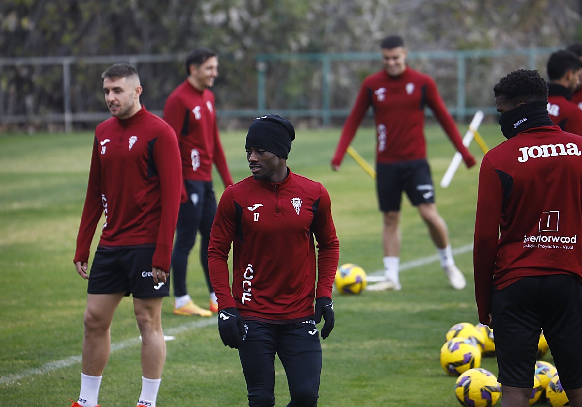 Adilson durante el entrenamiento este jueves en la Ciudad Deportiva