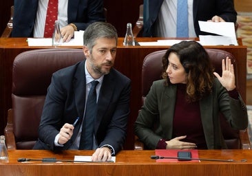 La Asamblea blinda la Real Casa de Correos y prohíbe a Sánchez instalar una placa sobre el franquismo