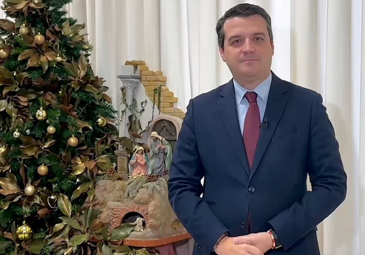 El alcalde de Córdoba, José María Bellido, durante su mensaje de Navidad