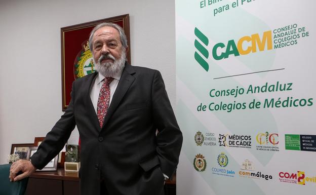 Alfonso Carmona tomó posesión cómo presidente del CACM hace un mes