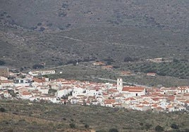 Ahorro de casi 7.000 euros para la vivienda y deducción de 400 euros por hijo para frenar la despoblación en Andalucía