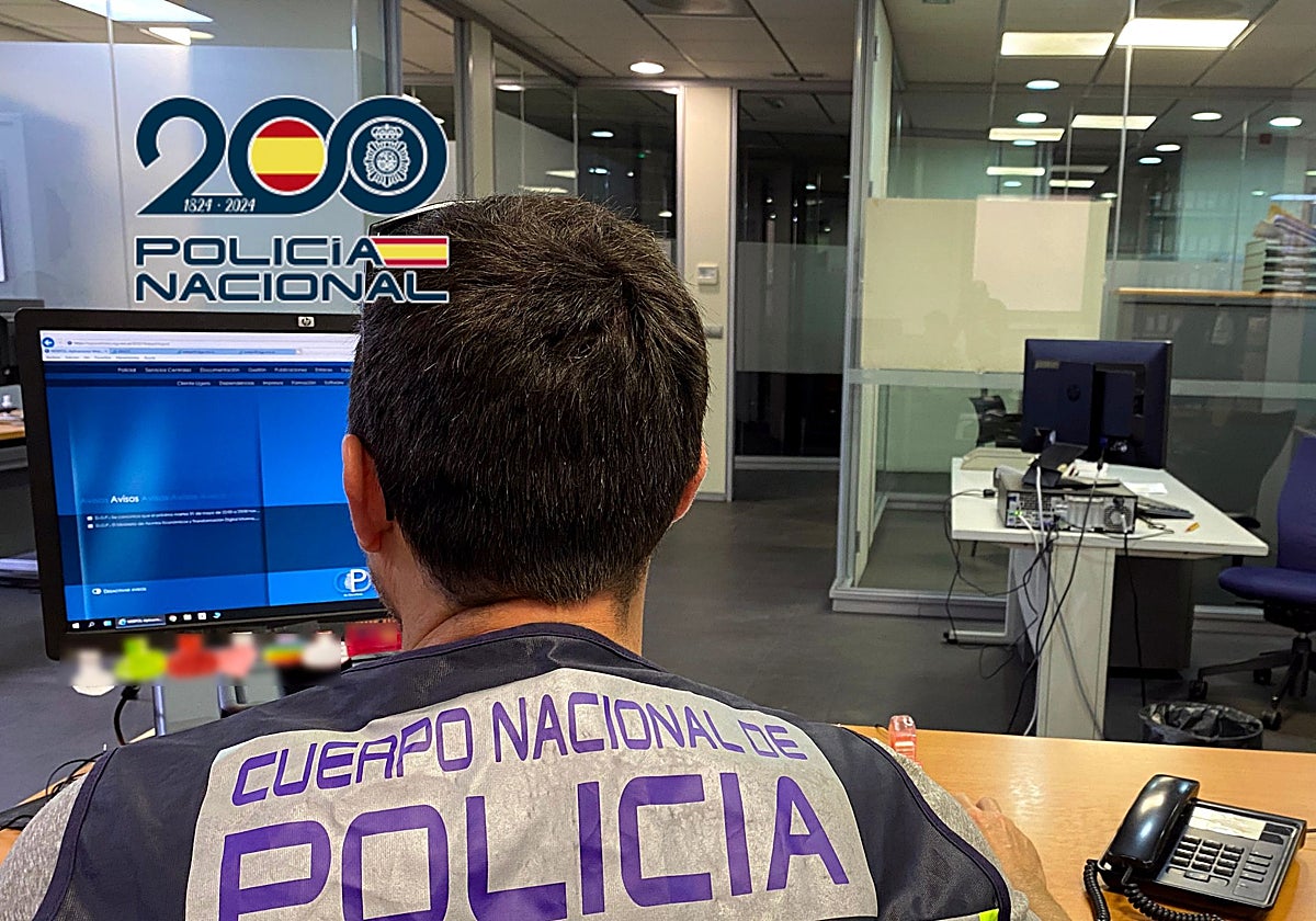 Imagen de archivo de un agente de la Policía Nacional