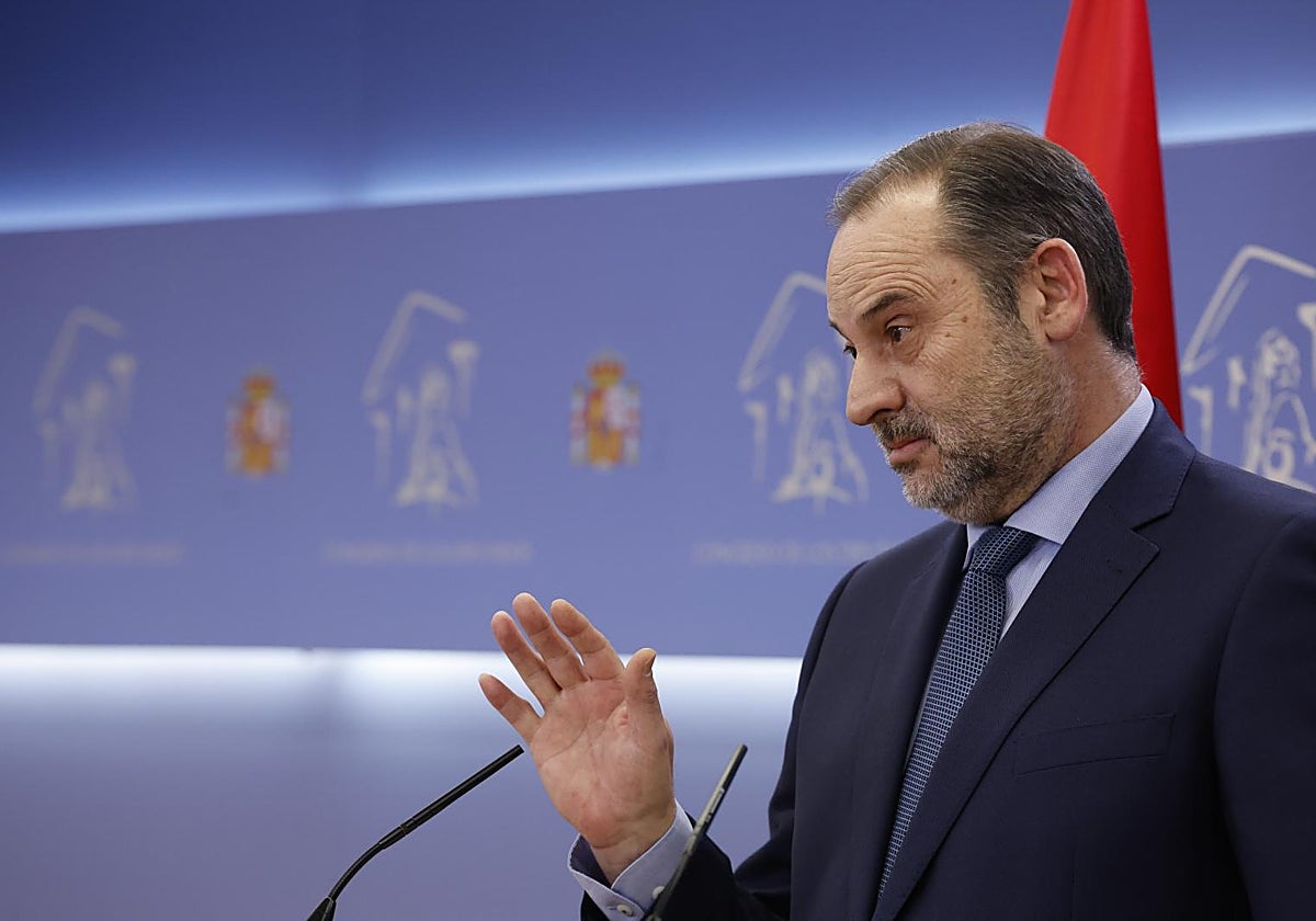 El exministro de Transportes José Luis Ábalos