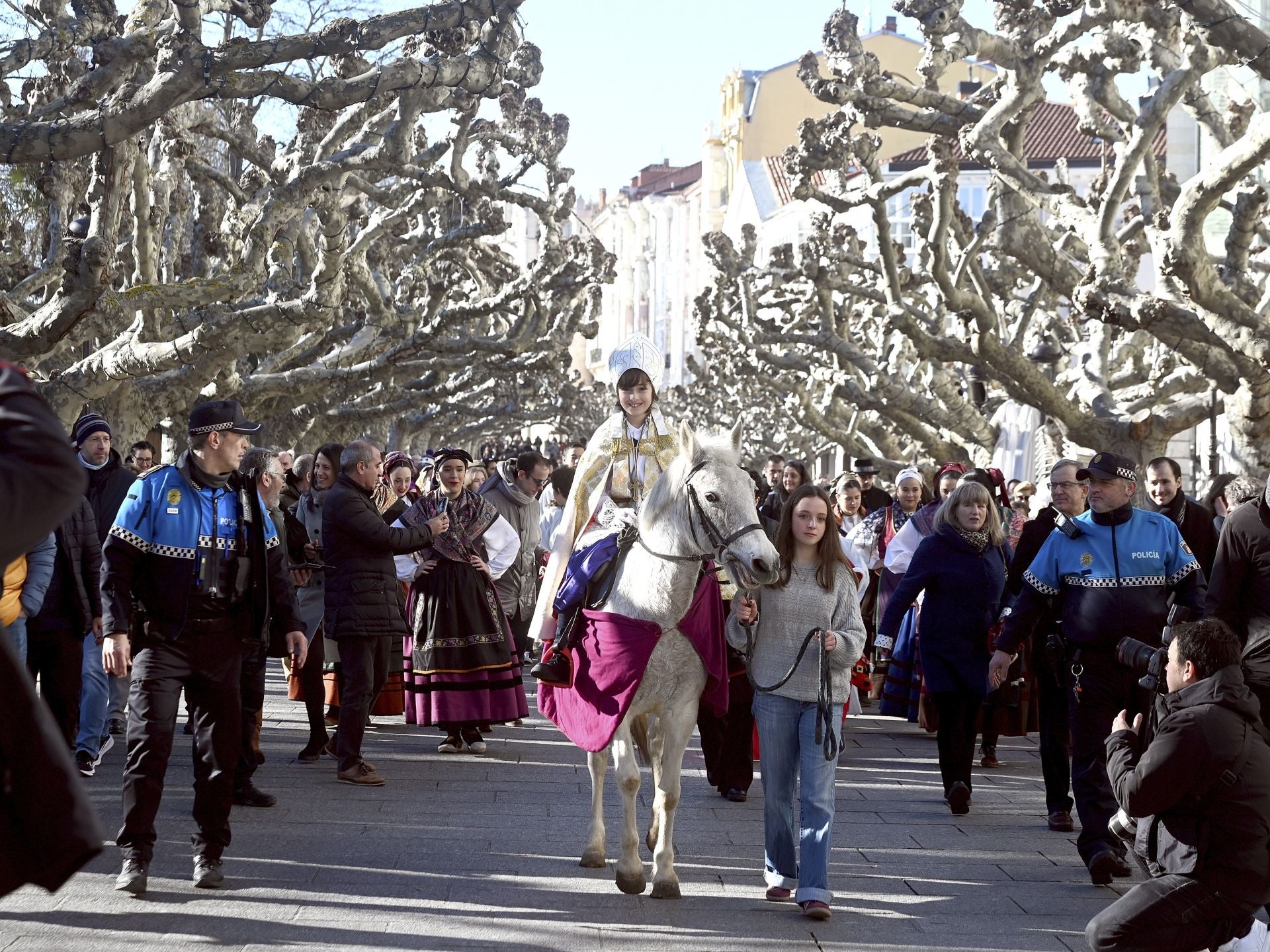 El Obispillo pide una ciudad de Burgos en la que «todos los niños sean iguales»