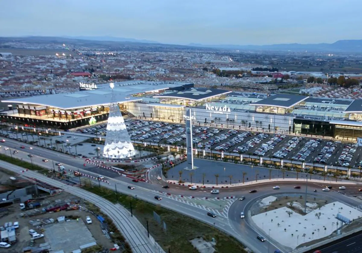 El Nevada Shopping es el centro comercial más visitado de Granada, en Navidades y el resto del año