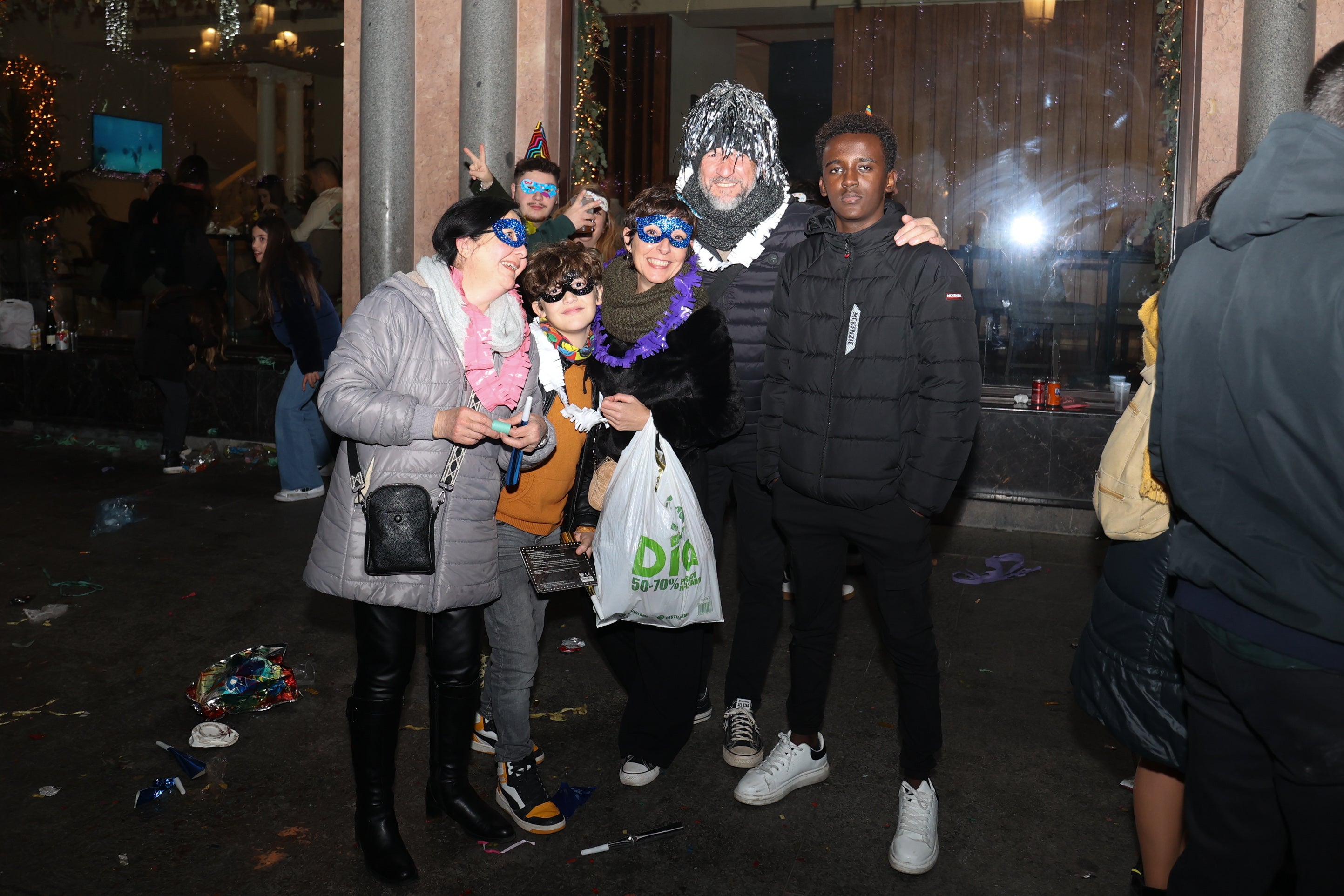 El gran ambiente de Las Tendillas en Nochevieja, en imágenes
