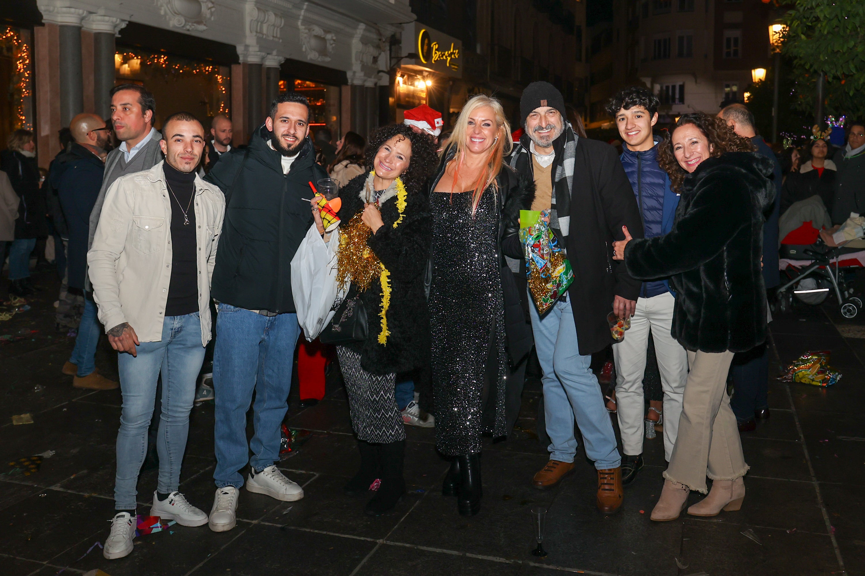 El gran ambiente de Las Tendillas en Nochevieja, en imágenes