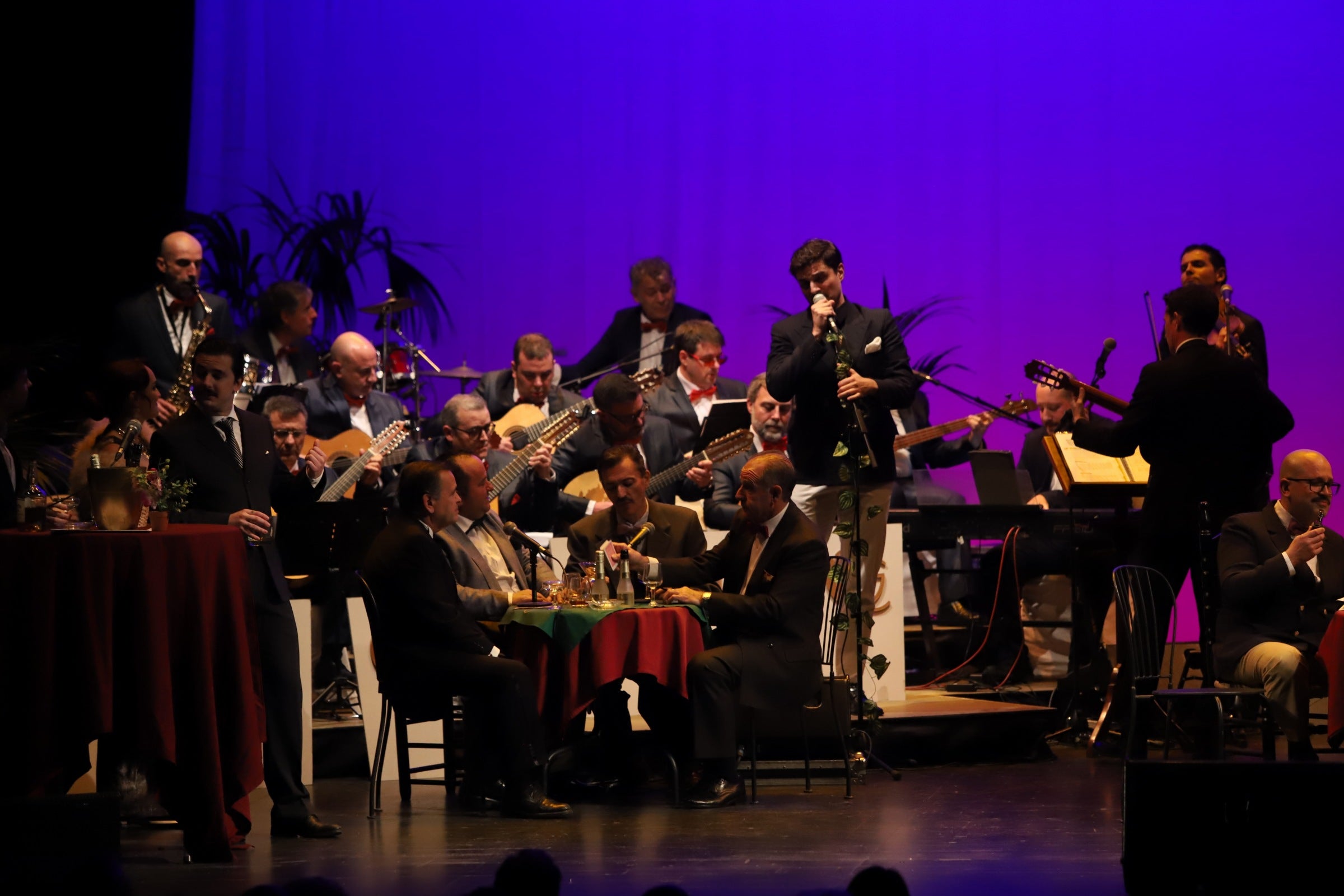 La buena factura musical de Capachos vuelve al Gran Teatro de Córdoba, en imágenes