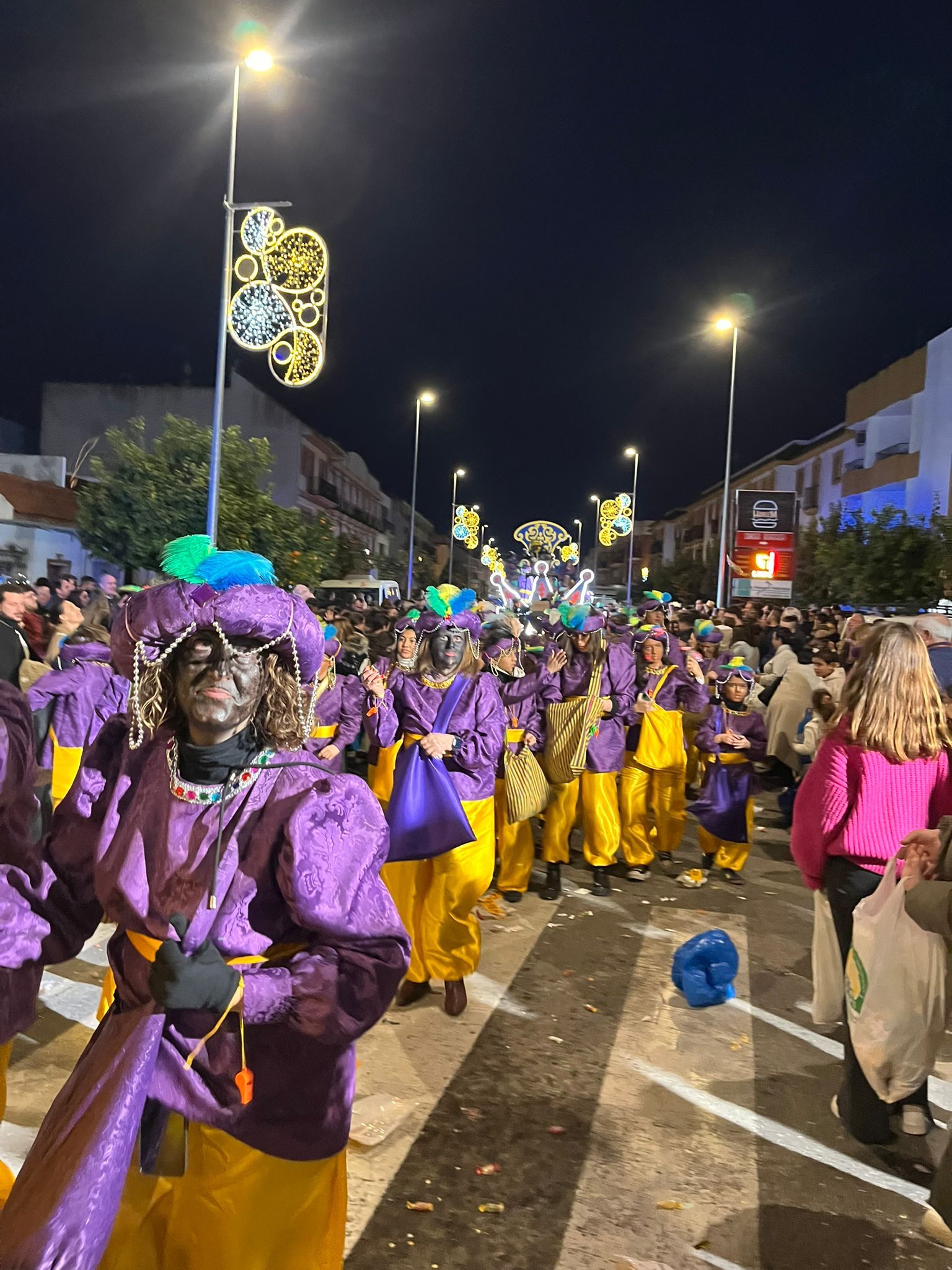 Una ilusión adelantada recorre con los Reyes la provincia, en imágenes