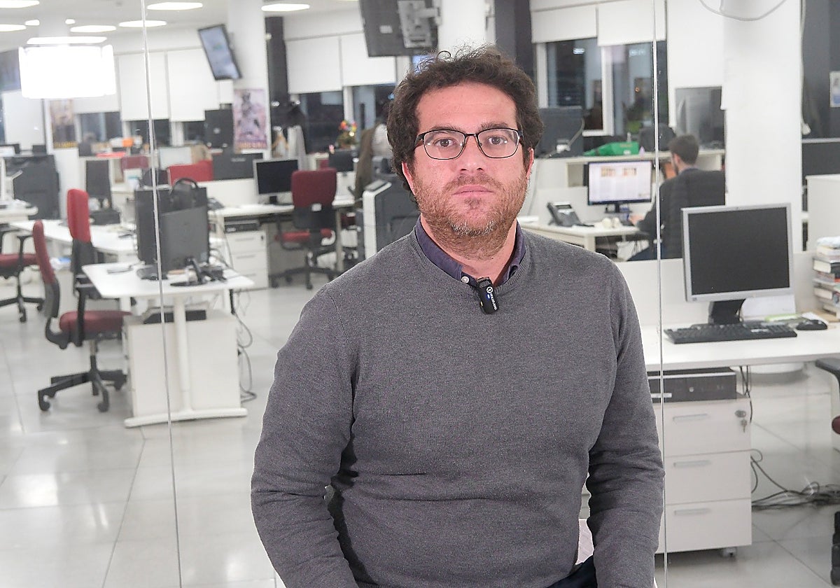 Javier Alonso: «Espadas sólo quería renunciar si la candidata para dirigir el PSOE andaluz era María Jesús Montero»