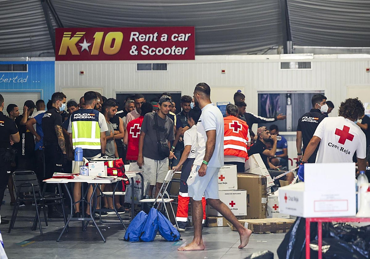 Un grupo de 101 inmigrantes llegados a la isla de Ibiza