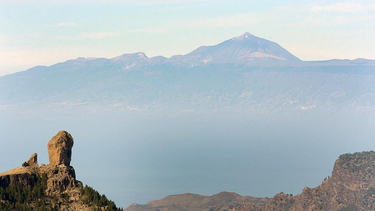 Canarias limita el acceso a sus espacios naturales: el Roque Nublo, 60 personas por hora