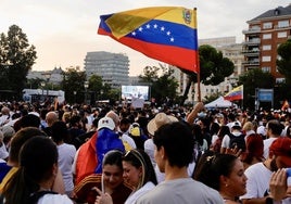 Ayuso y Almeida asistirán este jueves a la movilización en Madrid en apoyo al presidente electo de Venezuela, Edmundo González