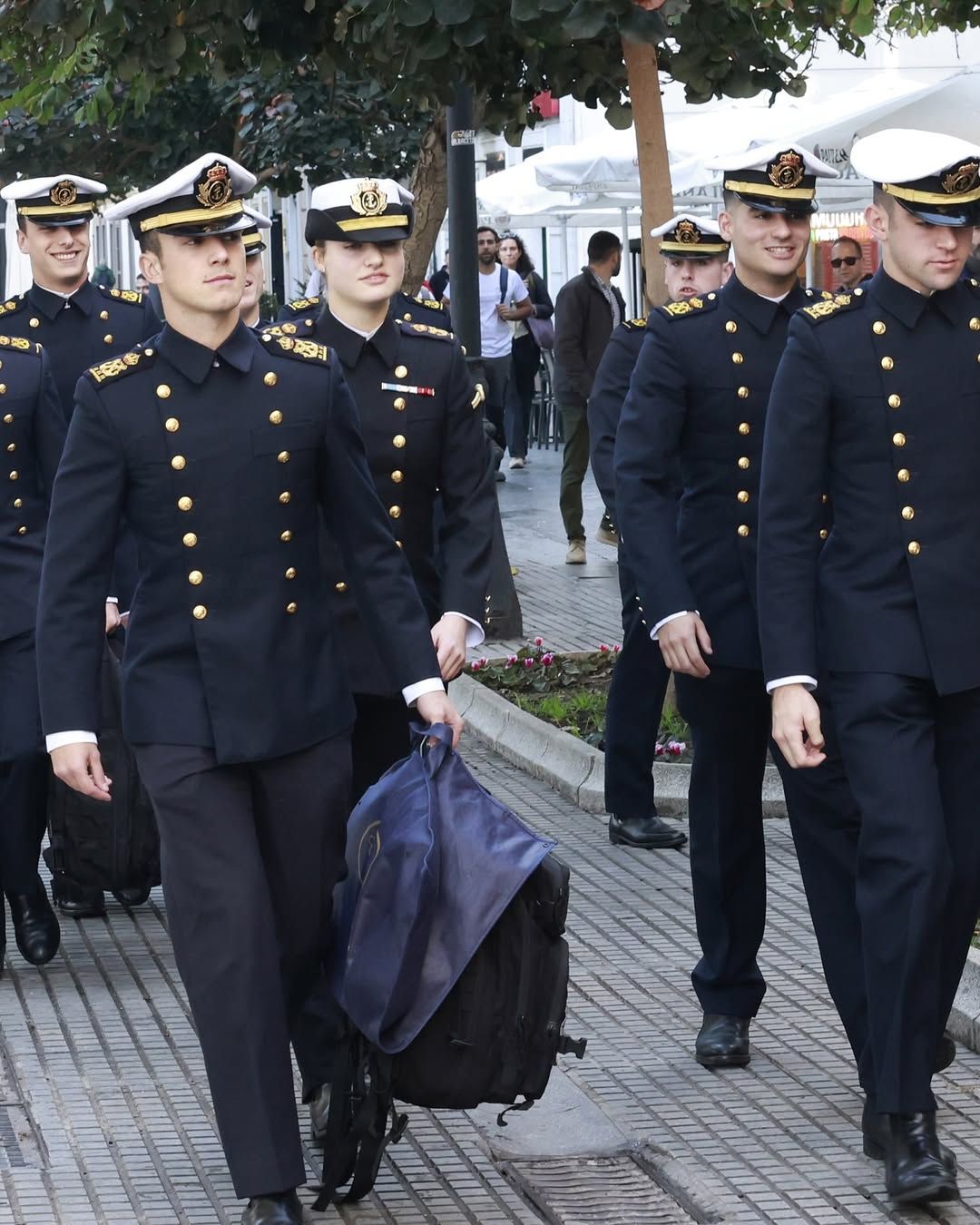 El adiestramiento de la Princesa Leonor a bordo del Elcano, en imágenes