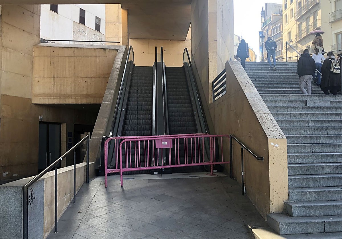 Tramo de las escaleras mecánicas que será arreglado en las próximas semanas