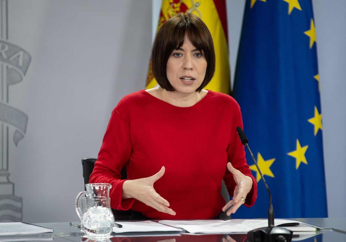 La ministra de Ciencia, Innovación y Universidades, Diana Morant, en una rueda de prensa