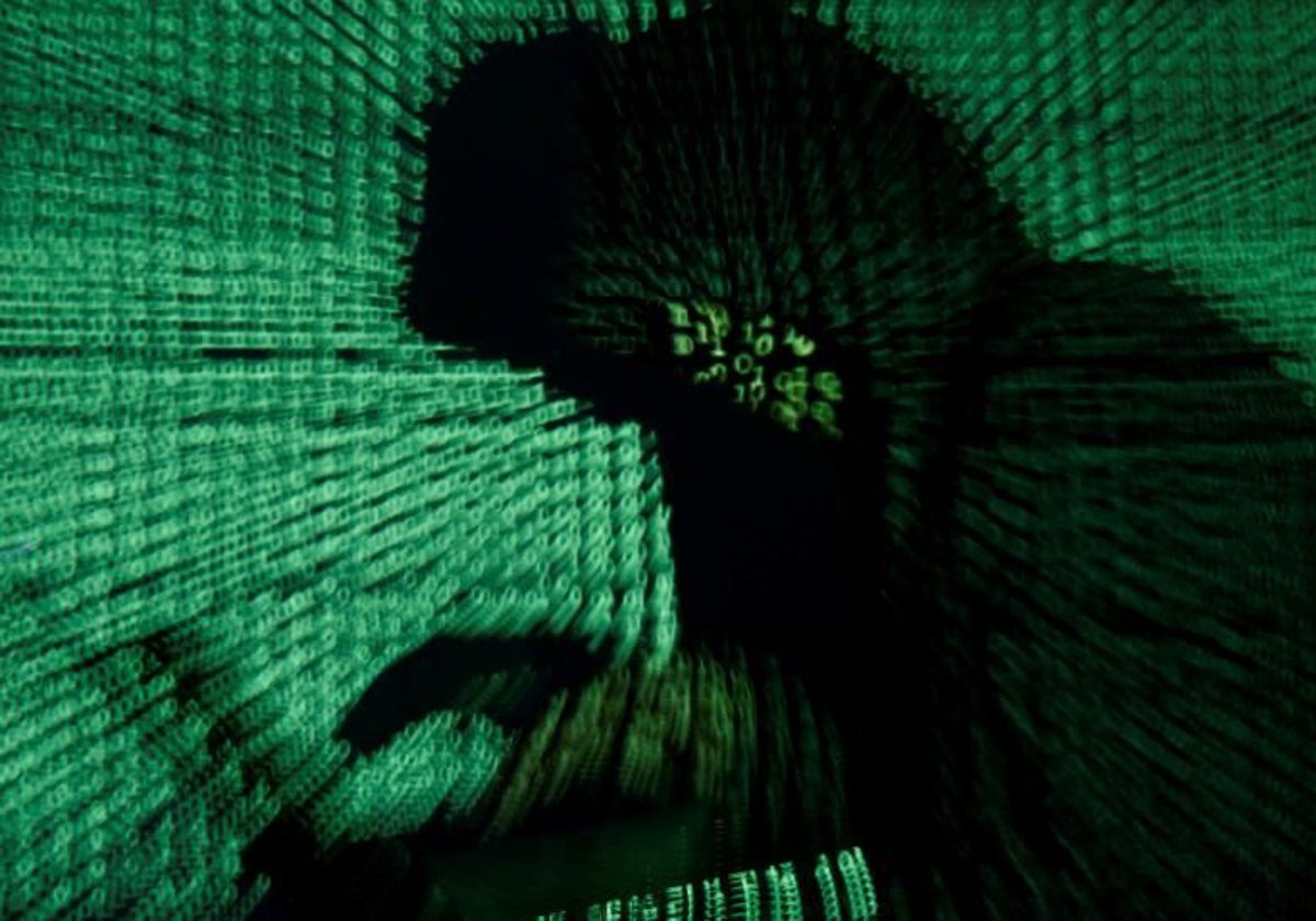 Imagen de archivo de un hacker