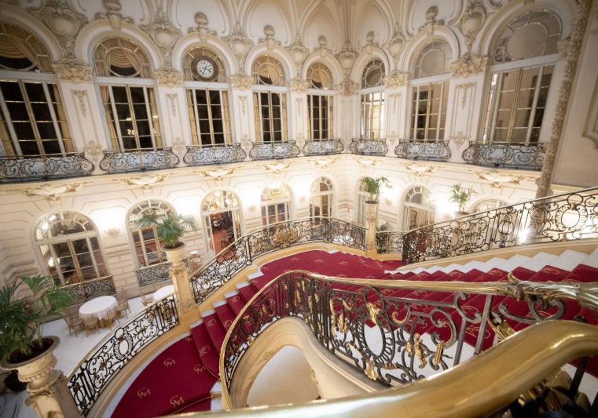 Interior del Real Casino de Madrid en la calle Alcalá