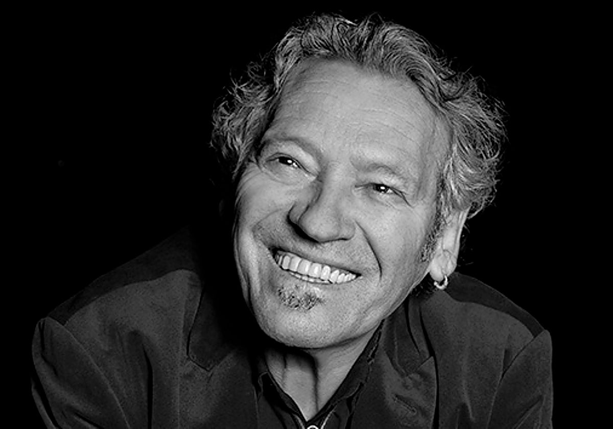 El cantante Lorenzo Santamaría