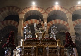 El Jubileo de los Niños con el Niño Jesús de la Compañía en la Catedral de Córdoba, en imágenes