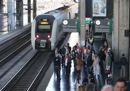 Nuevo impulso al corredor central ferroviario en Córdoba: renovación de la línea hasta Lora del Río por 63 millones