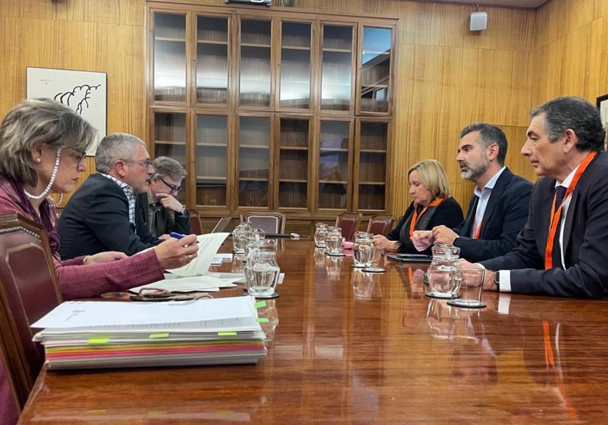 Morán y Fernández-Pacheco, durante la reunión