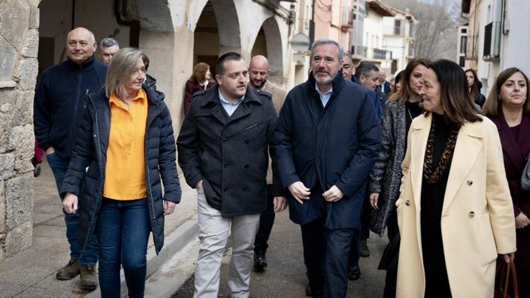 La Casa de Infancia de Aliaga (Teruel), la primera de 50 centros en el rural para facilitar la conciliación: Azcón anuncia 5 millones de euros hasta 2027