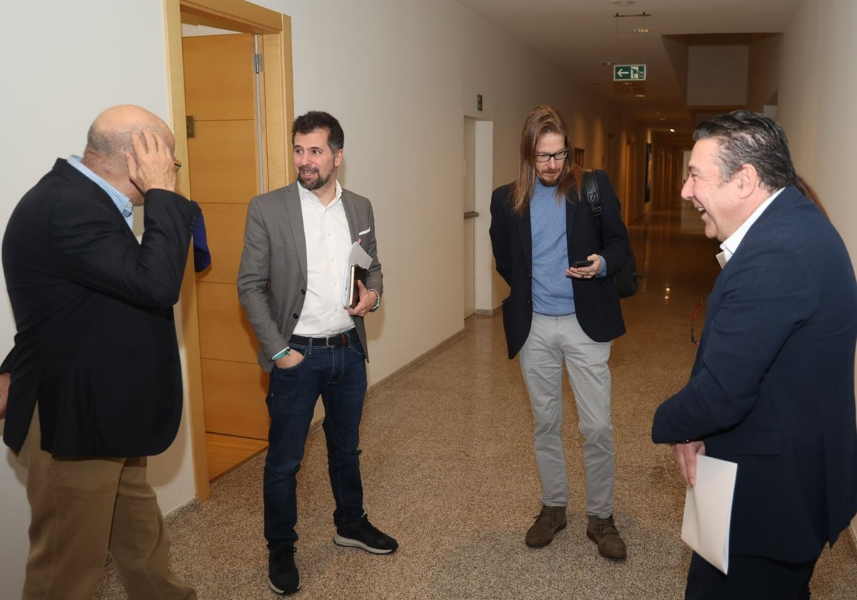 Francisco Igea, Luis Tudanca y Pablo Fernández, en la reunión de la Junta de Portavoces