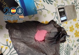 Detenidos por vender cocaína rosa, éxtasis y hachís en un bar de Benidorm