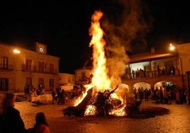 Candelaria de Dos Torres 2025: todas las actividades de la fiesta del fuego en Córdoba