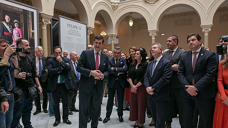 Page ensalza la figura de Felipe VI y Juan Carlos I como garantes de la «estabilidad institucional» en España