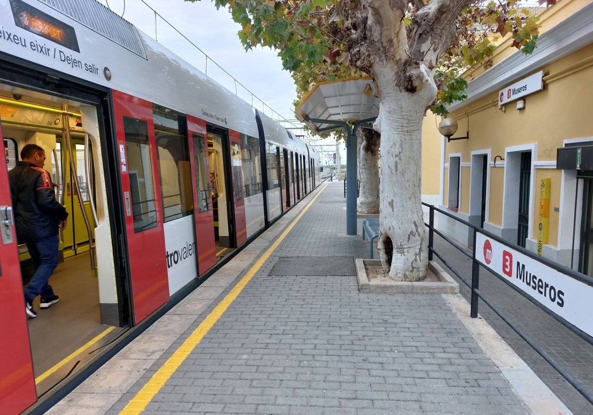 Imagen de archivo de un tren de Metrovalencia