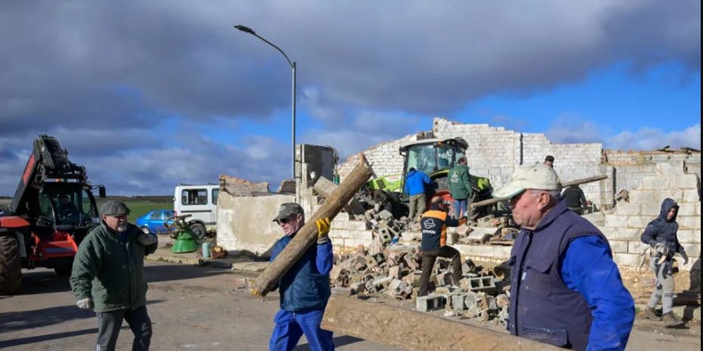 Un tornado asola en solo unos minutos Torre de Juan Abad, que pide zona catastrófica por los daños