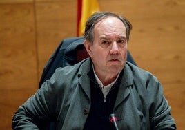 Un exdirector del CIS cuestiona el «sesgo» de las encuestas de Tezanos y la sobreestimación de la izquierda