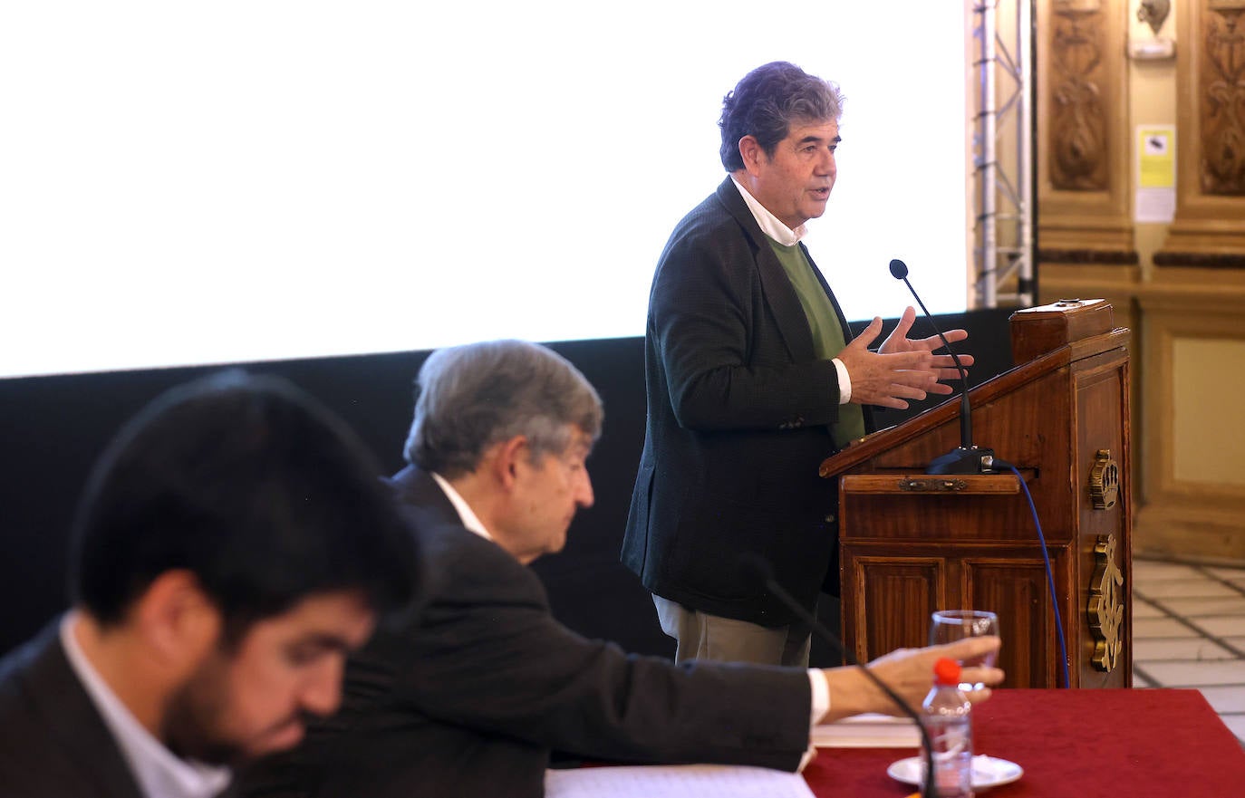 La presentación del Plan Director del Círculo de la Amistad en Córdoba, en imágenes