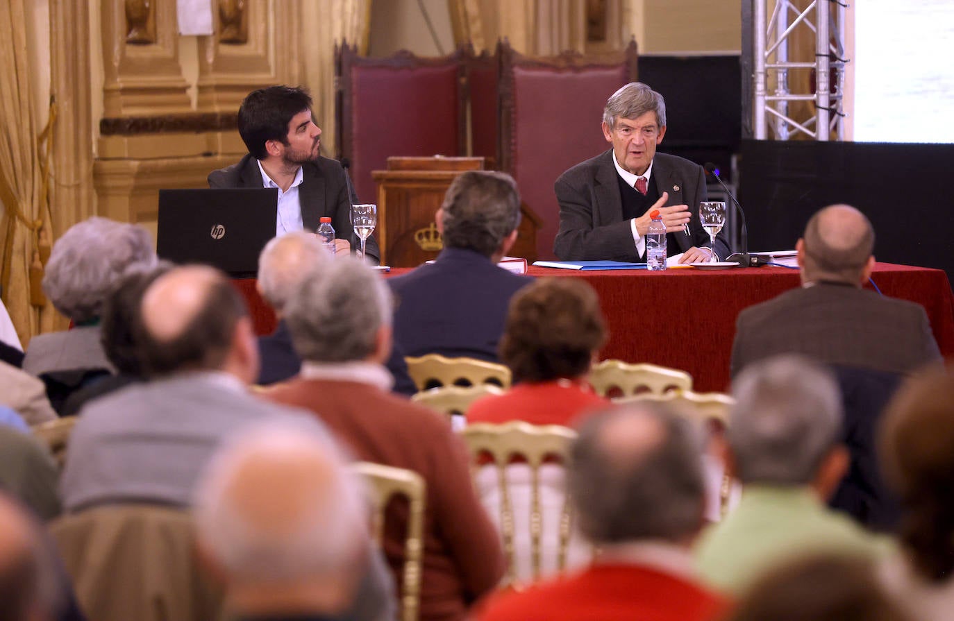 La presentación del Plan Director del Círculo de la Amistad en Córdoba, en imágenes