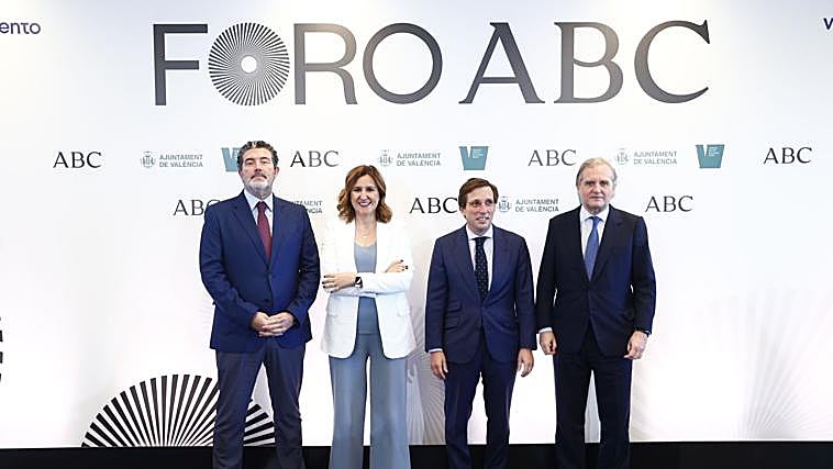 Catalá, sobre la dana: «Los españoles han estado donde no ha estado el presidente del Gobierno»