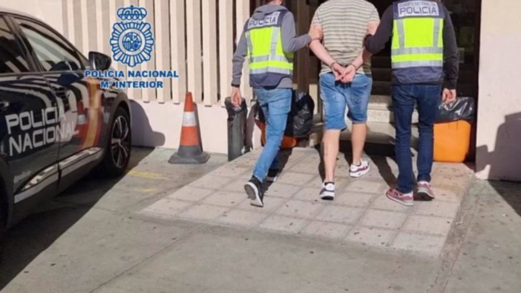 A prisión el asesino que se atrincheró en un edificio okupa tras apuñalar en el cuello a un hombre en Tenerife