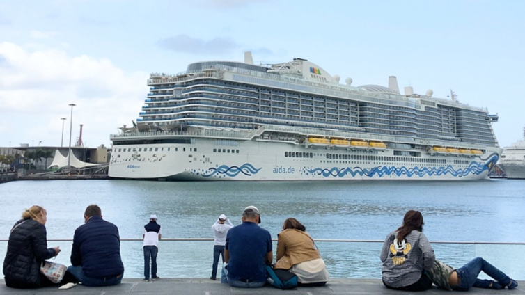 Canarias recibió 3,1 millones de cruceristas en 2024 en 1.325 buques